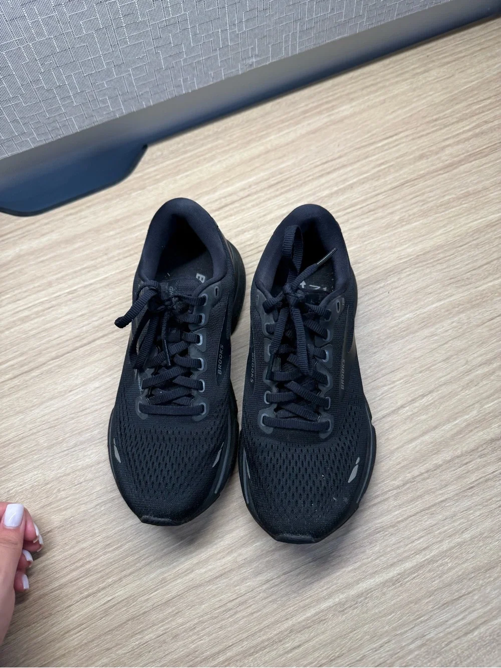 Brooks lightweight breathable